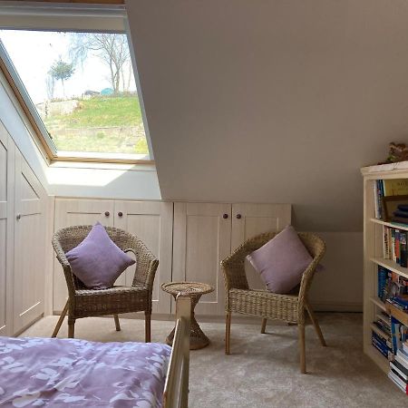 Cosy Twin Room With Private Bathroom 페버샴 외부 사진