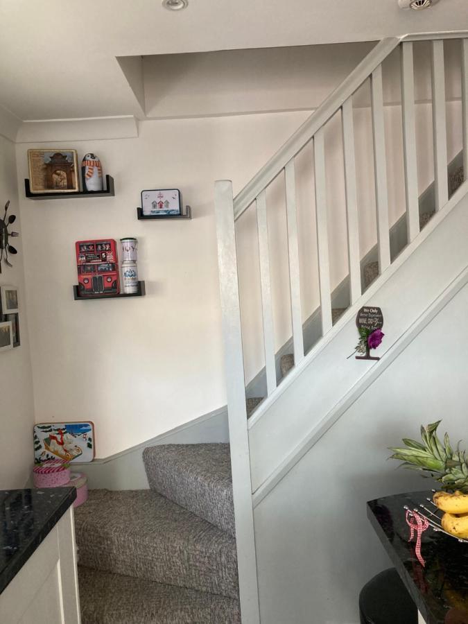 Cosy Twin Room With Private Bathroom 페버샴 외부 사진